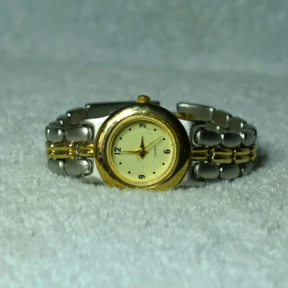 Montre Yves Rocher - Montres & Bijoux